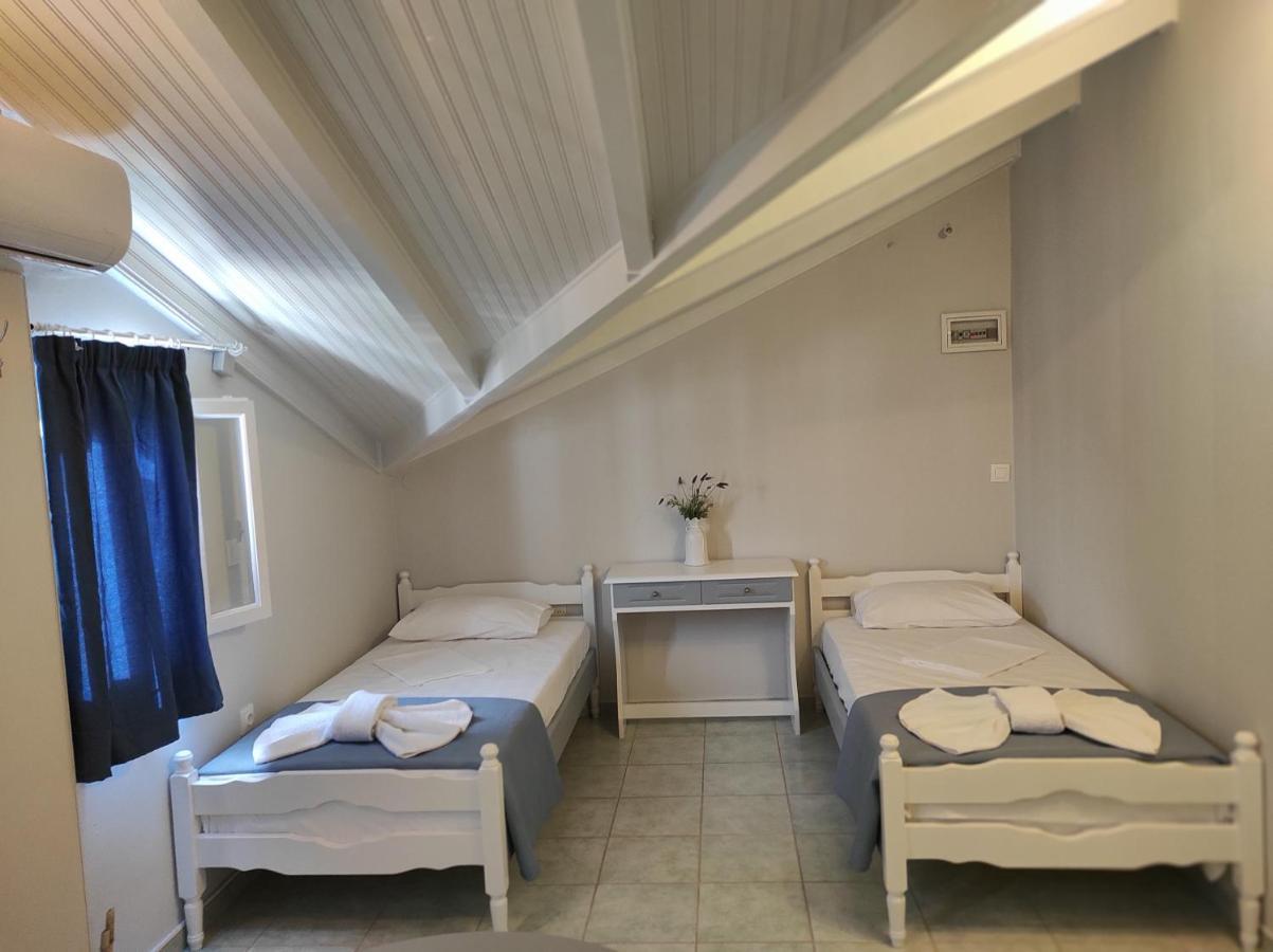 Venus Rooms Kateleios Exterior foto